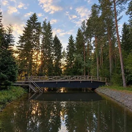 Ihana Log With Sauna & Hot Tub Near Turku Villa *