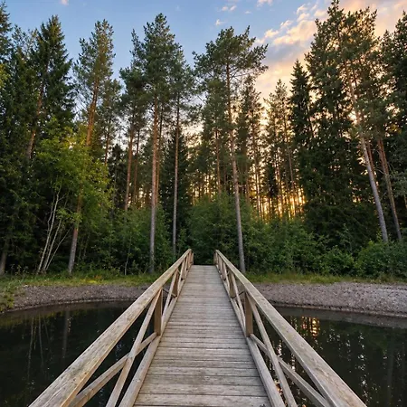 Ihana Log With Sauna & Hot Tub Near Turku Villa