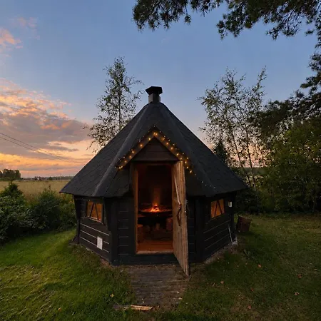 Villa Ihana Log With Sauna & Hot Tub Near Turku